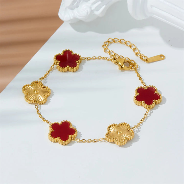 Pulseiras de flores de cinco