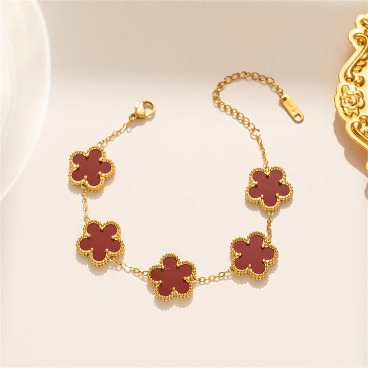 Pulseiras de flores de cinco